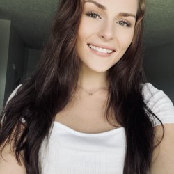   Francescsa_1821's avatar