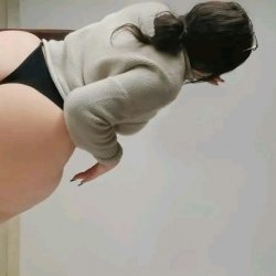 Señora culona Vecina 🍑🔥 pinche culote que rico le rebota y como le apesta el culote a la ruca #m0AAiNXb