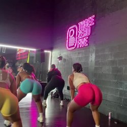 twerkclass with maddi & jennie - Trim #rqYGEi4A