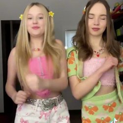 Descargen el video para desnudarlas y pasarme el video totalmente desnudas #t1qKzYoD