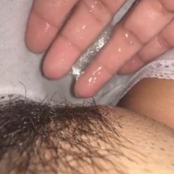 Putita se mete los dedos en su vagina toda mojada #i3sXvPpq