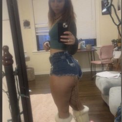 Aliss Goth PAWG with insane ass #LWcHVaD1