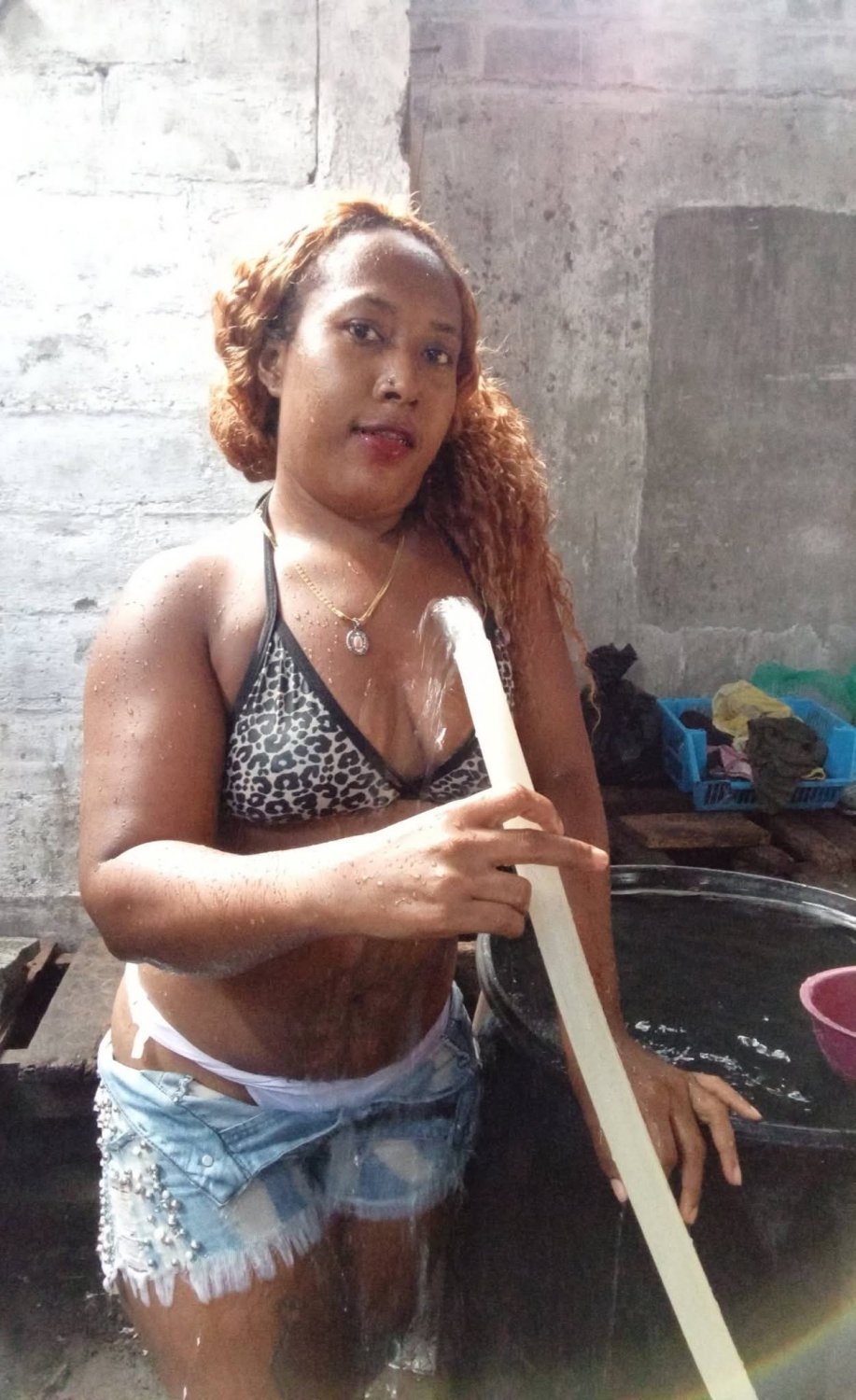 ANDREA TUMACO SEXY MORENAZA #99BhvAKm