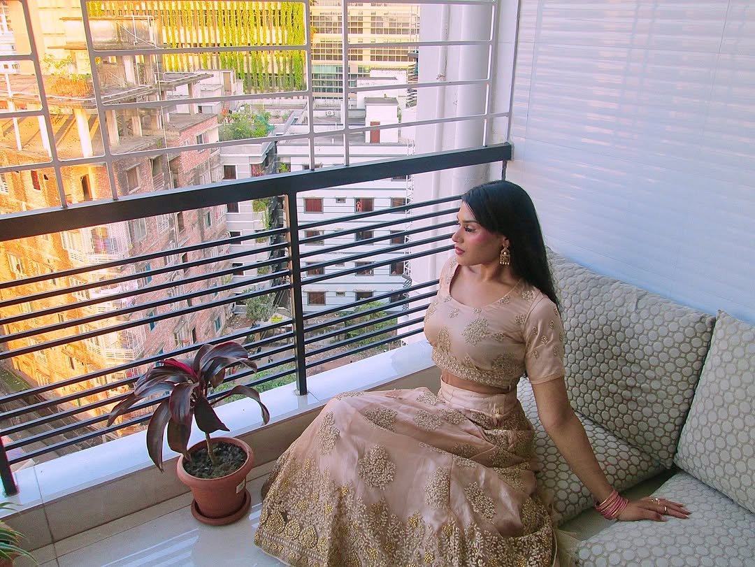 Sexy NRI Bengali desi baddie leaked by cuck cousin 😫😍 #6BE1ksNX