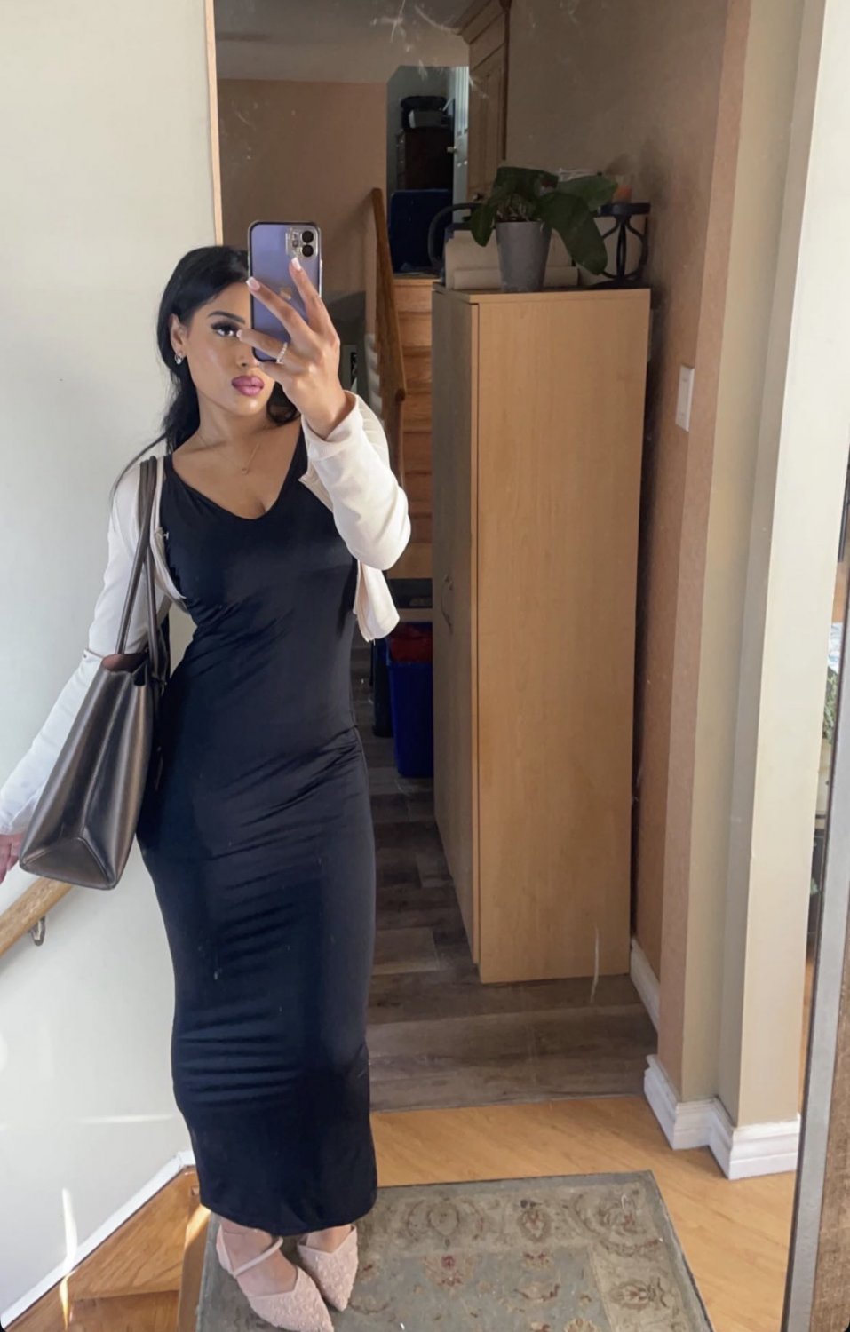 Sexy NRI Bengali desi baddie leaked by cuck cousin 😫😍 #GpMsE7Ey