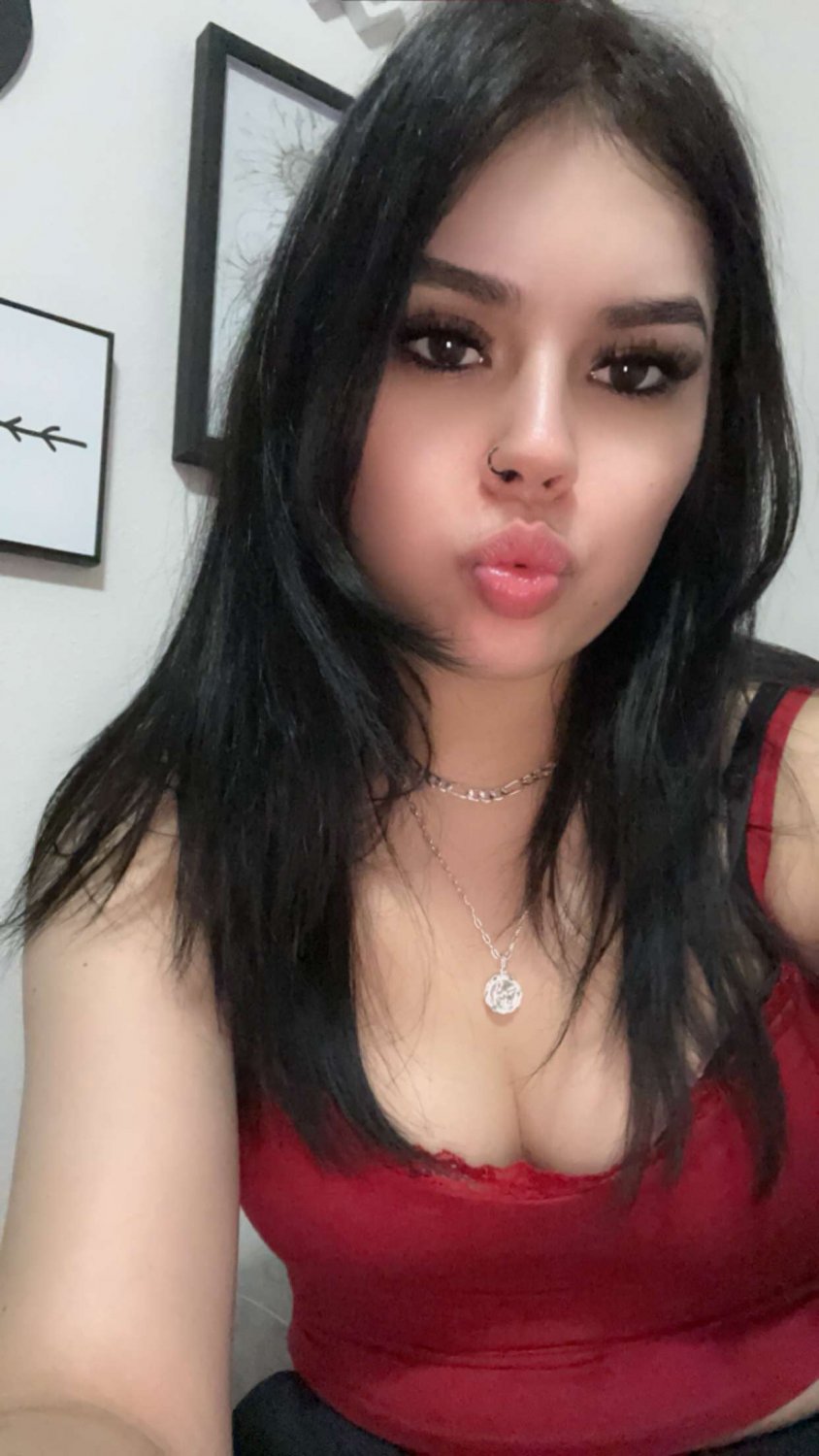 Latina teen from Portland Oregon loves to ride dick 😈😋 #nD3XdlJF
